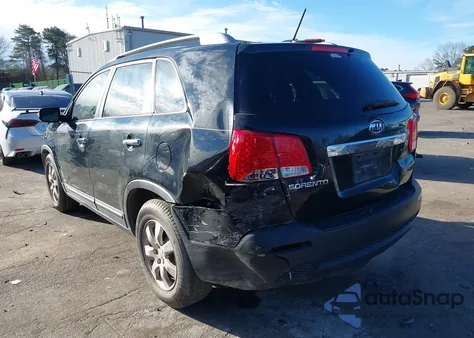 2012 Kia Sorento Lx V6 z USA, uszkodzony, nr VIN 5XYKTDA27CG270655